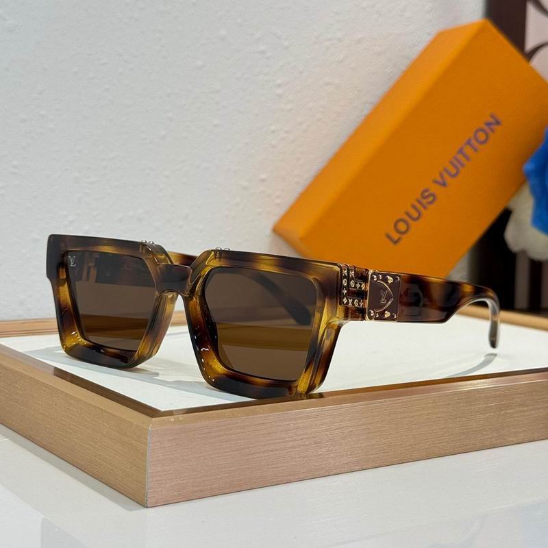 Louis Vuitton Sunglasses ID:20260319-231
